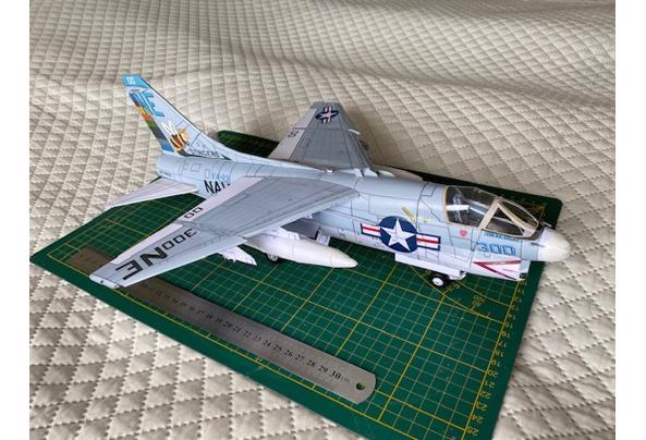 Kartonmodel Chance-Vought Corsair A-7 schaal 1:33 - A7-1