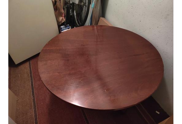 Mooie ronde tafel - IMG20260214183145