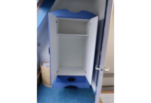 Blauwe kledingkast voor kinderkamer - cbfd28ee-2615-4330-8161-df819735751e