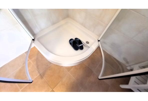 Halfronde douchecabine met onderbak - douchecabine-85-x-85-x-210-cm-(3)