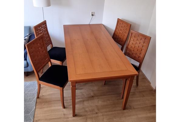 Eettafel + stoelen / Dinning table + chairs - 20220718_154819
