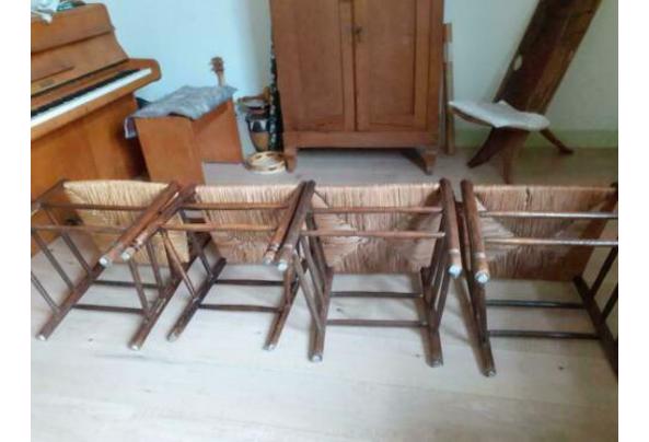 4  goede antieke houten stoelen  - $_84-(2)
