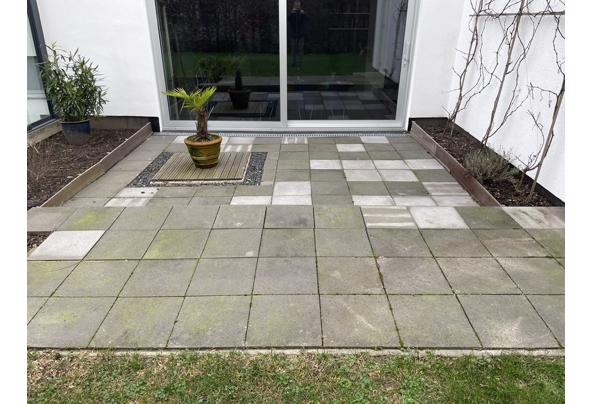 15 m2 Schellevis tegels 40 x 40 x 5 cm, af te halen - 663435A4-66E4-4E36-A698-8120CE0DDF2D_1_105_c