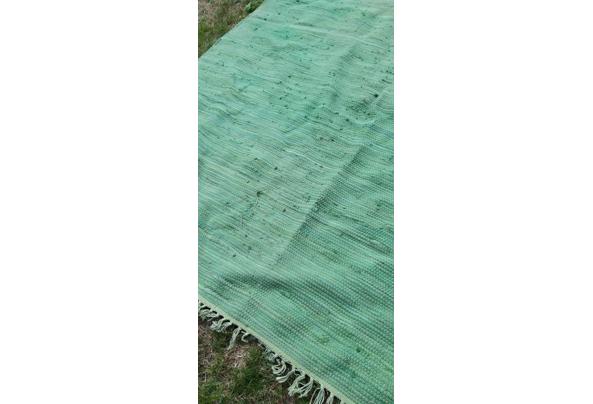 Vloerkleed lichtgroene tint  - IMG-20250729-WA0010