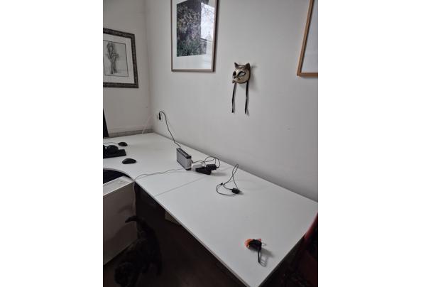 Groot Ahrend hoekbureau - 20260203_153851