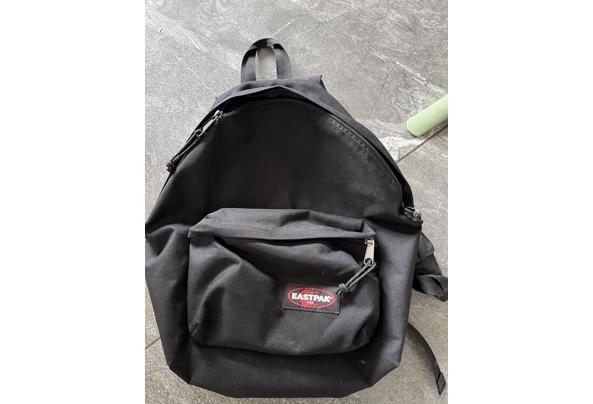 Eastpak rugzak - DC9A7FA7-1866-431B-9FFB-BA36BF3C6DCC