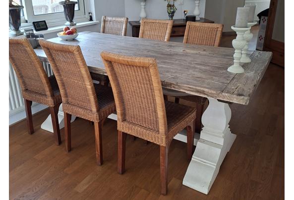 Eethoek met 6 rieten stoelen - 20260724_145751