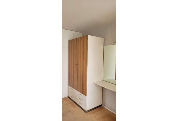 Een set (2) grote slaapkamer kasten - WhatsApp-Image-2024-08-07-at-11-04-30_398ffa89