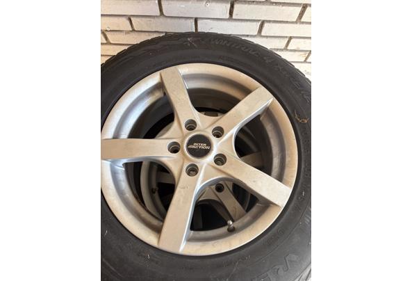 Winterbanden met velgen - IMG_0432