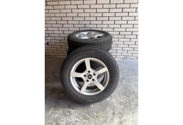 Winterbanden met velgen - IMG_0433