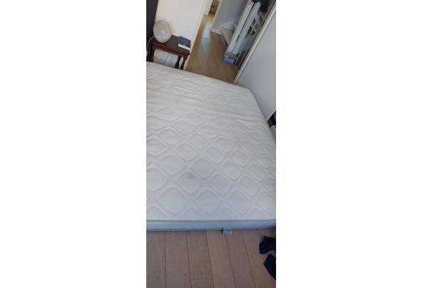 Goed, bijna niet gebruikt tweepersoons matras - 20260407_115046