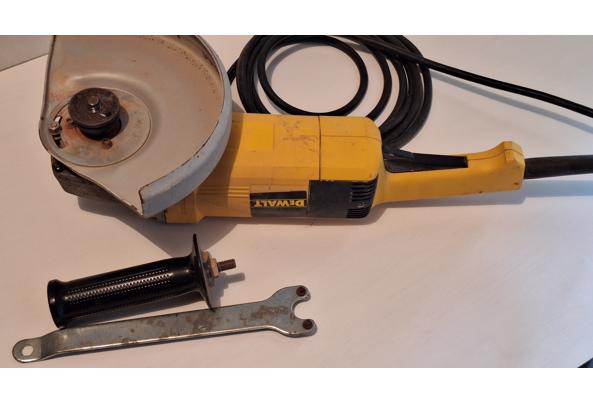 Slijpmachine 230 mm. - Dewalt-slijpmachine-230-mm--Type-2-2000w