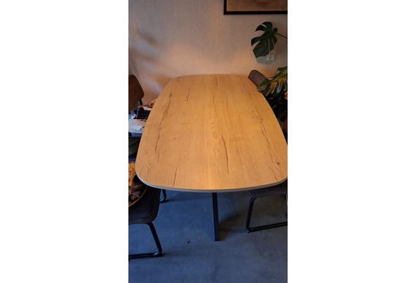 Deens ovaal tafel - 20260825_202453