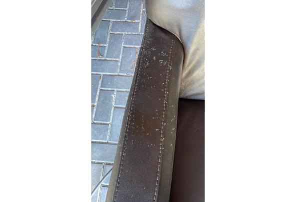 Fauteuil donkerbruin  - 67F582DA-6FBB-4033-A5B9-2A13286929B4