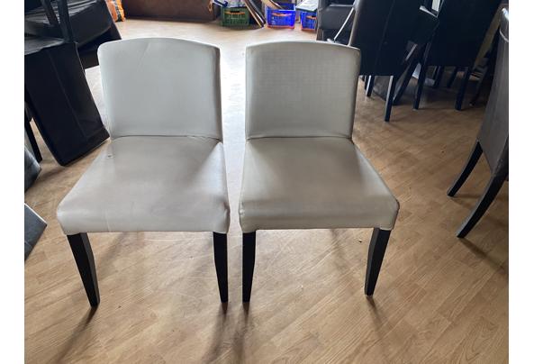 Creme kleurige stoelen in 2 'stofsoorten' - IMG_8235