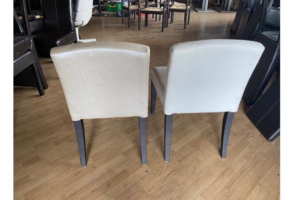 Creme kleurige stoelen in 2 'stofsoorten' - IMG_8236