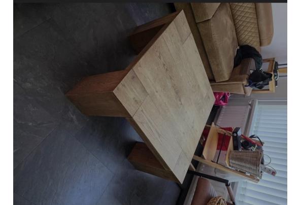 Grote eettafel, 8 stoelen en een salontafel - Screenshot_20250712_201412_Samsung-Internet
