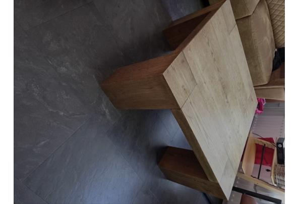 Grote eettafel, 8 stoelen en een salontafel - Screenshot_20250712_201416_Samsung-Internet