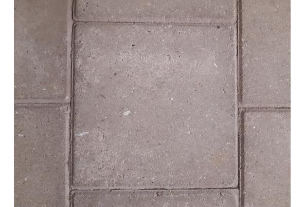 Schone trottoirtegels 30 x 30 - tegels-garage