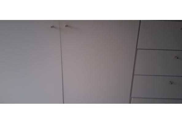 Gratis af te halen keukenkast afm 180/150 cm kleur wit Den Haag zuid - 20260904_080047keukenkast--2