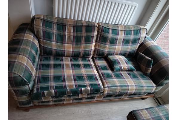 Bank met losse voetensteun  - IMG20260123155814