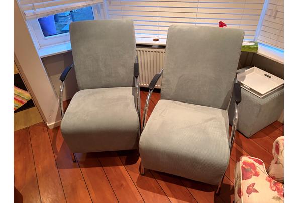2 leuke blauwe zitstoelen in goede staat - stoelen