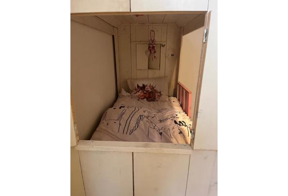 kinderbed - prachtig omhullend bed met roze tinten - WhatsApp-Image-2025-11-03-at-10-10-04-(11)