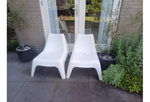 2  tuinstoelen - 17474678190062972982617025395437