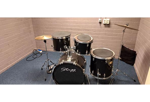 Gratis af te halen: Mooi gebruikt Stagg drumstel! - ad4e07c2-a601-4293-b87d-bc2fa8b8e608