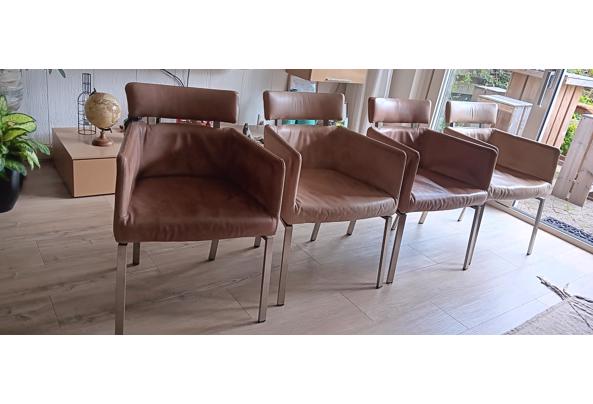 4 zachte leren eethoekstoelen - 20250622_205213