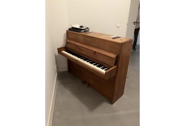 Piano.  Oud maar degelijk - IMG_4145