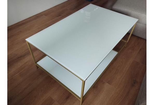 Gratis af te halen witte salontafel - WhatsApp-Image-2024-10-25-at-12-00-07-(1)