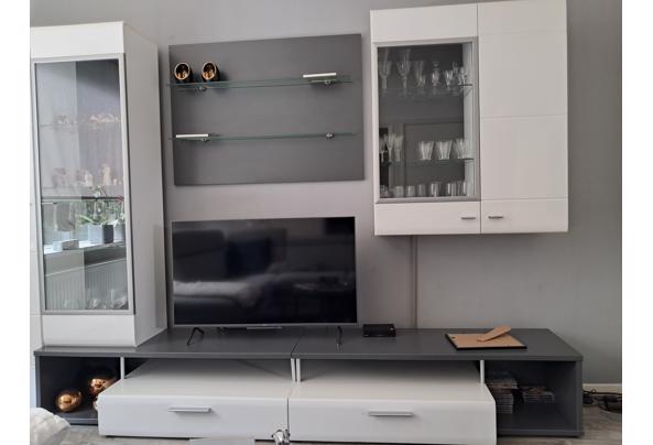 Nog in goede staat wandmeubel plus eettafel - 20260702_161716