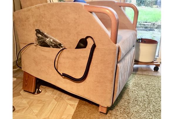 Verstelbare fauteuil, (zgan)  maar electr.  defect  - IMG_8685_638297981569508588