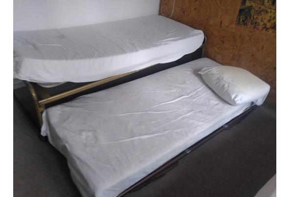 Bedden met spiraalbodem en buisframe - IMG_20251126_102525-(1)