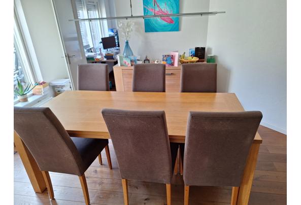 Eettafel 2m bij 90cm, inclusief 6 stoffen stoelen - 20250226_132215