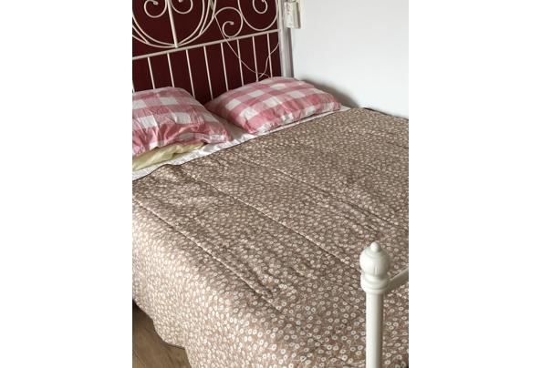 Ikea tweepersoons bed in perfect  staat.  - 3F320F66-3D9F-4A42-A3F3-6C789DED56FE_637579210784108050
