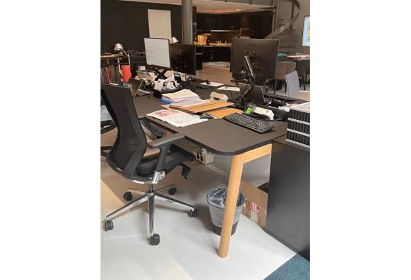 Meeting / working tables - Screenshot-2025-12-08-101334