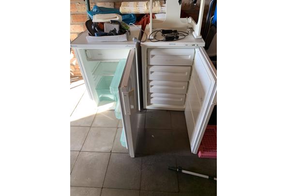 Een tafelmodel koelkast 140l en dito vrieskast - FBBD6AD7-1A1B-4932-A0C7-5F0F2733D131