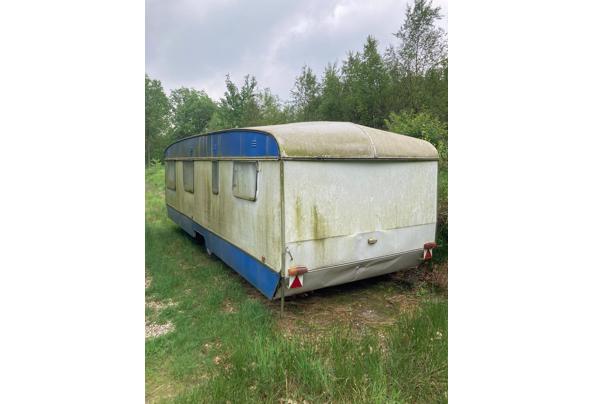 Vintage caravan - 3bdb1db7-c109-488f-8bf0-b6eb0f9e3efe