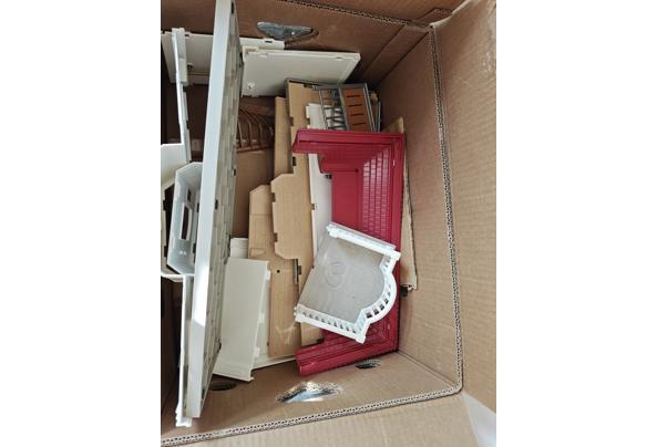 Schleich huis met toebehoren - 17779664607161563818573110225924