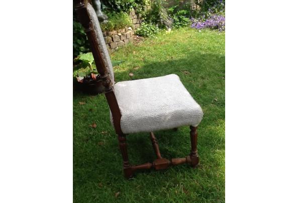 Nostalgische houtbewerkte stoel - image
