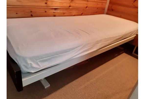 1 persoonsbed met boedem en matras - 1-pers-bed---