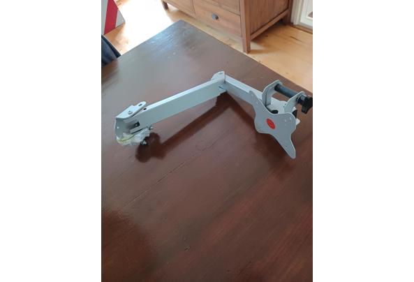 draagarm voor tv in caravan  - 17523153917207218376989057733772