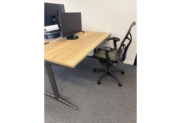 6x Bureau van Ahrand - WhatsApp-Image-2026-04-14-at-11-13-34-(1)