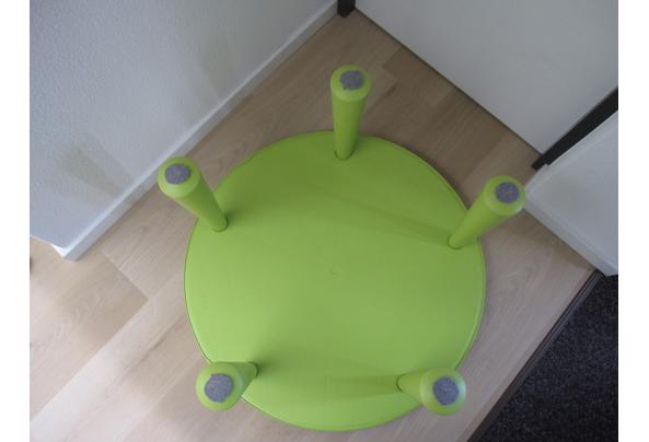 ronde lage tafel van kunststof - IMG_1355