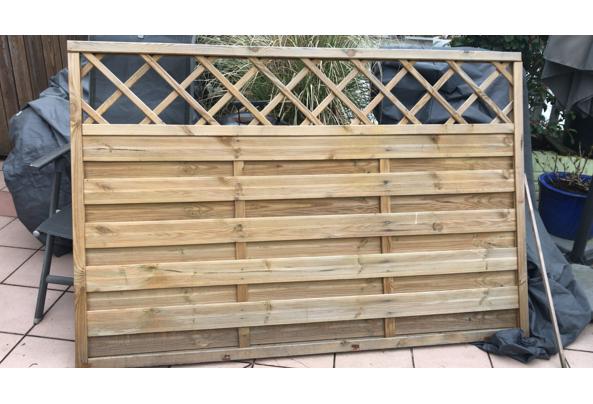Schutting tuinscherm zo goed als nieuw - C2F4FA01-CB27-4E66-90E0-ACA970324D12-(1)