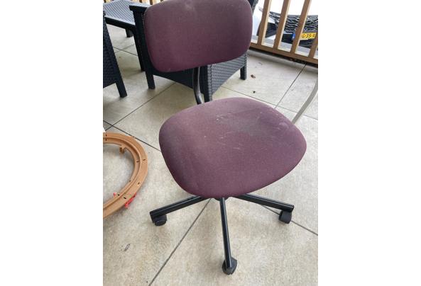 Dining chairs cushioned - Rotating_chair_1