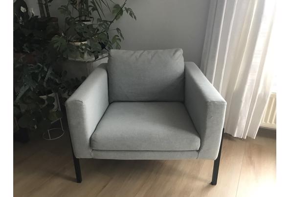 Bank en stoel af te halen - image