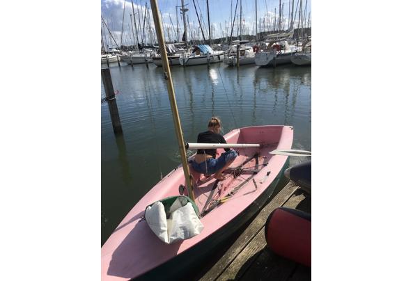 Polyester open zeilboot type Flying Junior (met schade) - beach-bips